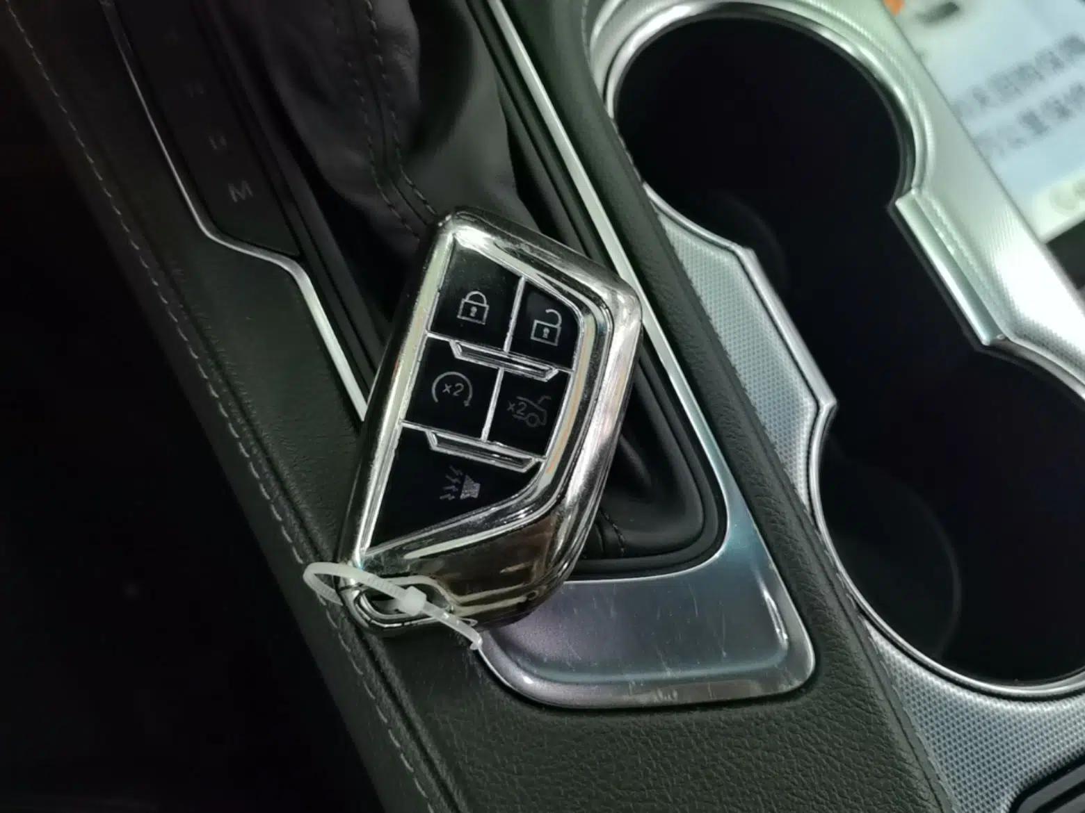 Cadillac CT4 2021 28T Luxury Model — миниатюра 28