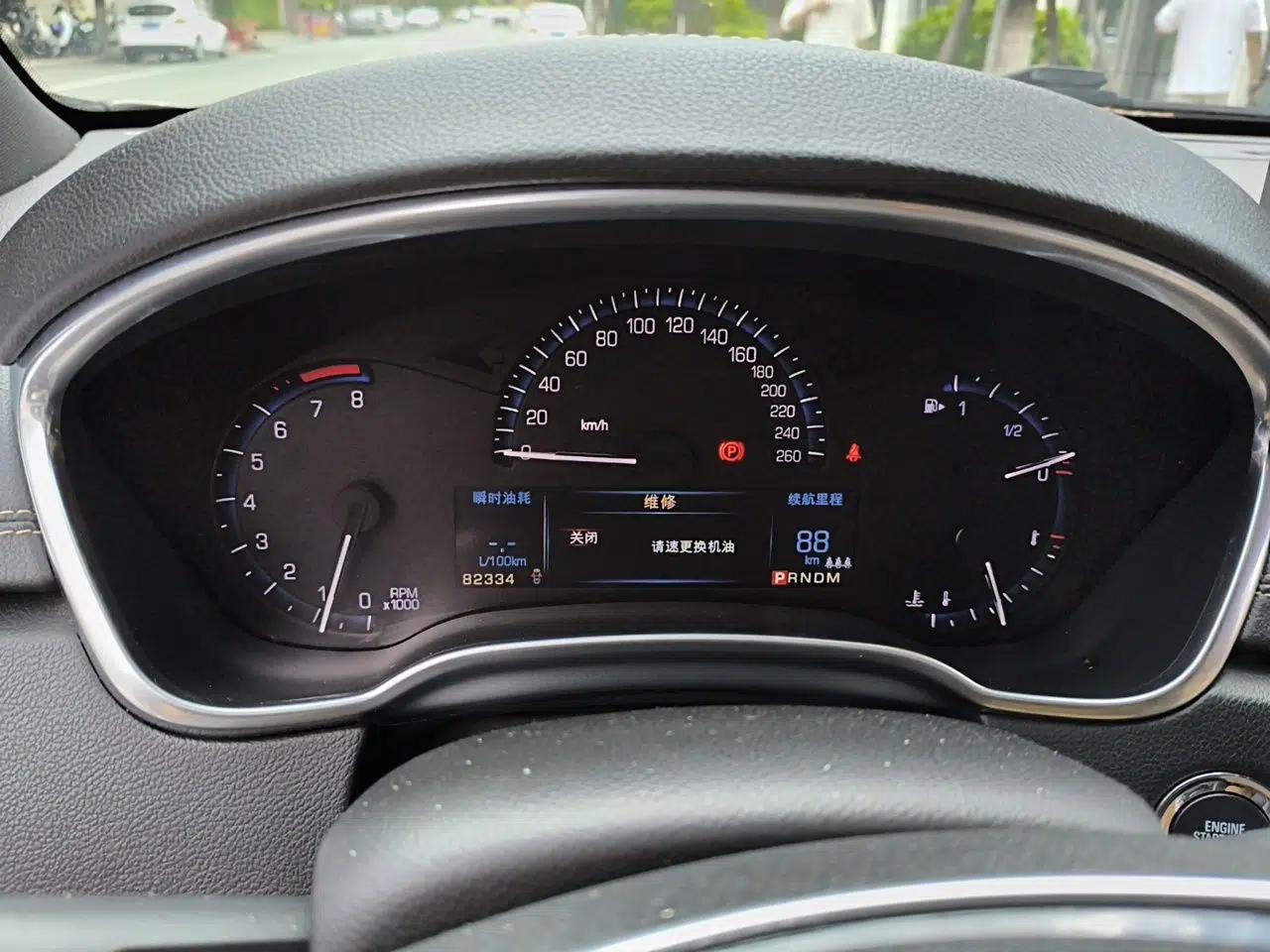 Cadillac SRX 2014 3.0L Elite Model — миниатюра 11