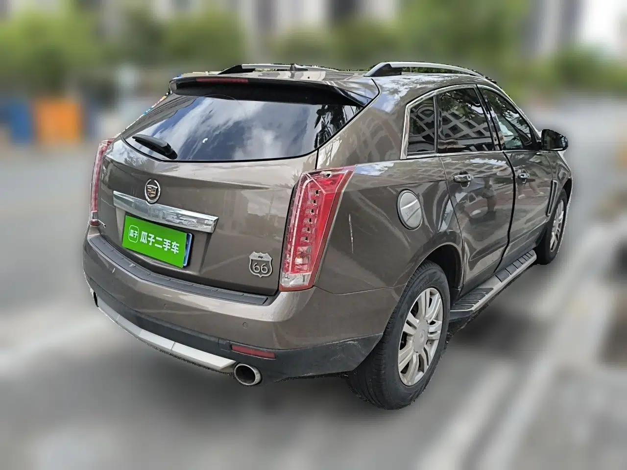 Cadillac SRX 2014 3.0L Elite Model — миниатюра 6