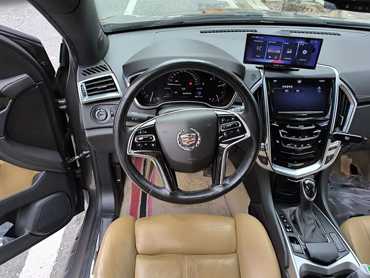 Cadillac SRX 2014 3.0L Elite Model — миниатюра 10