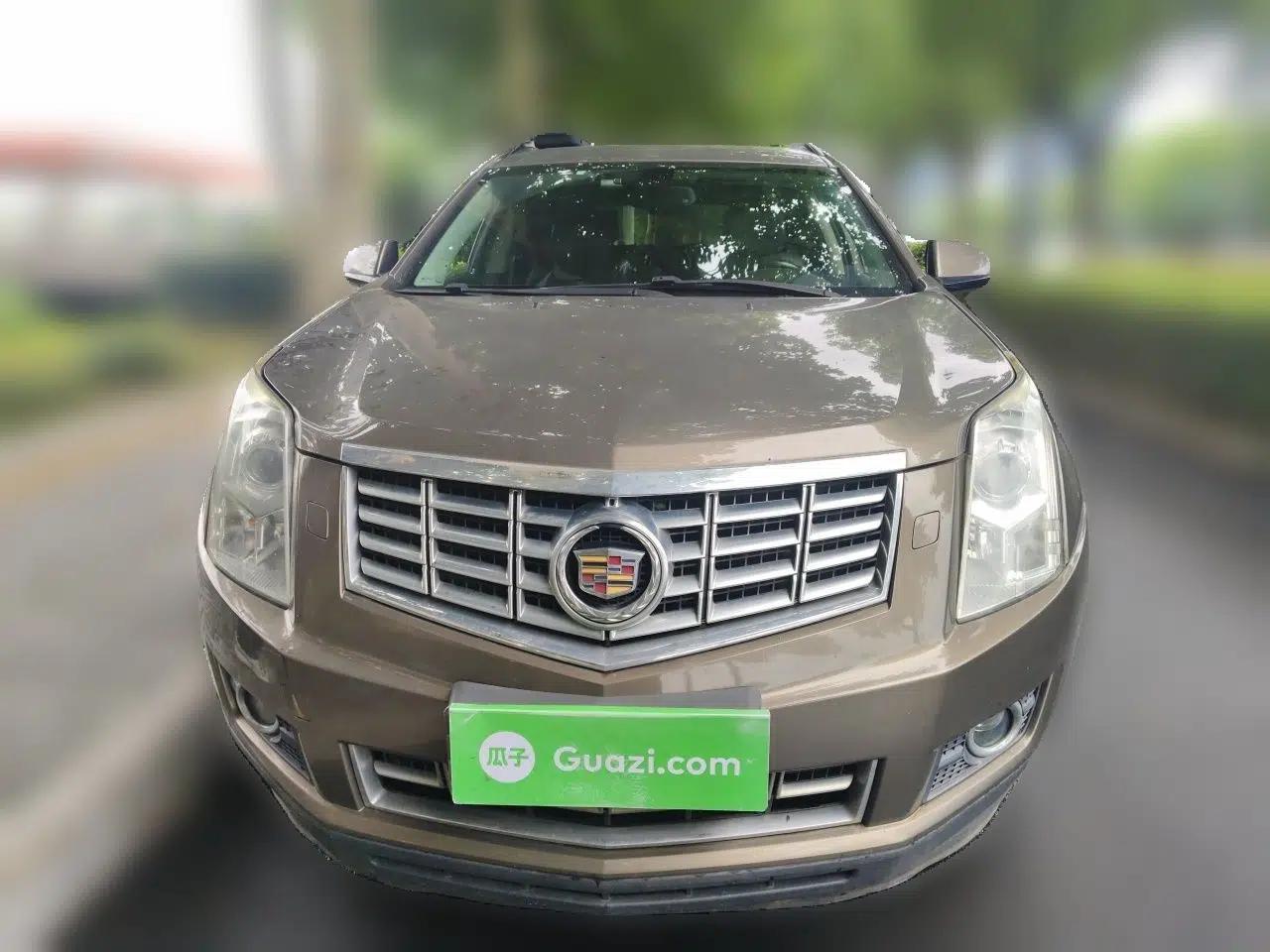 Cadillac SRX 2015 3.0L Comfort Version — миниатюра 2