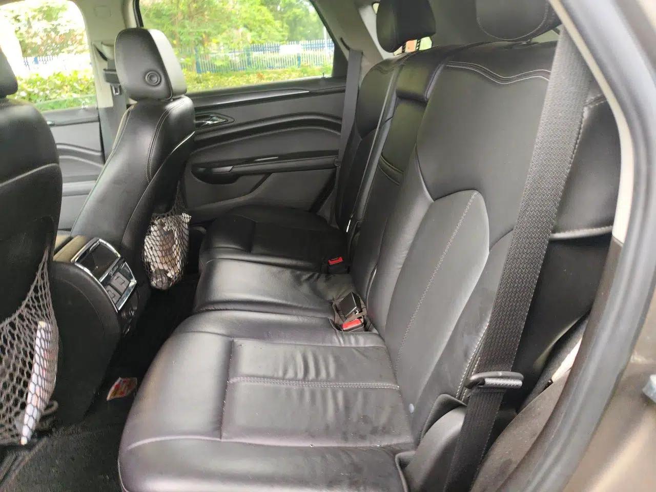 Cadillac SRX 2015 3.0L Comfort Version — миниатюра 17