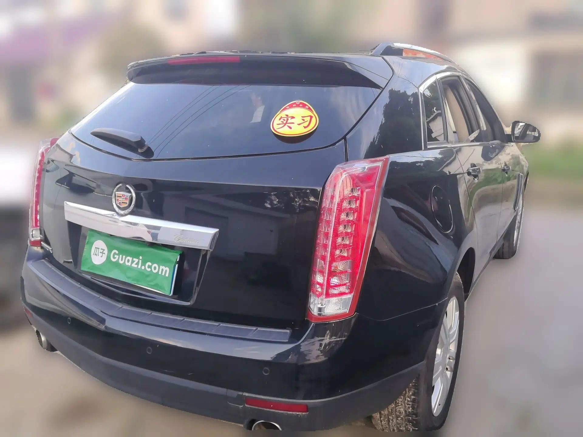 Cadillac SRX 2014 3.0L Leading Model — миниатюра 6