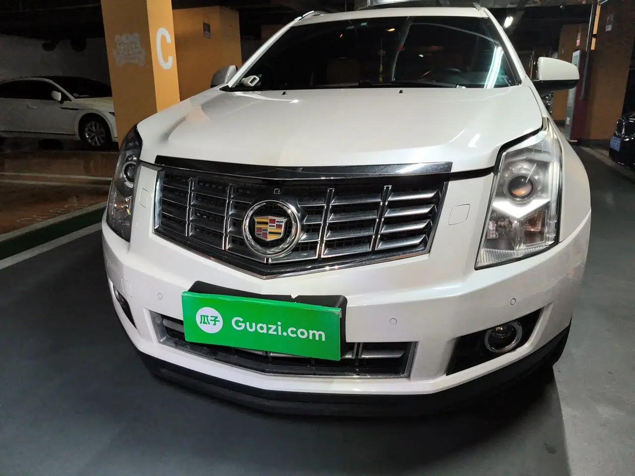 Cadillac SRX 2013 3.0L Elite Model — миниатюра 2