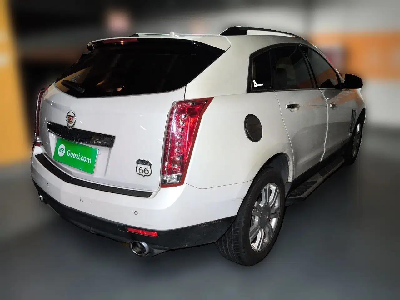 Cadillac SRX 2013 3.0L Elite Model — миниатюра 6