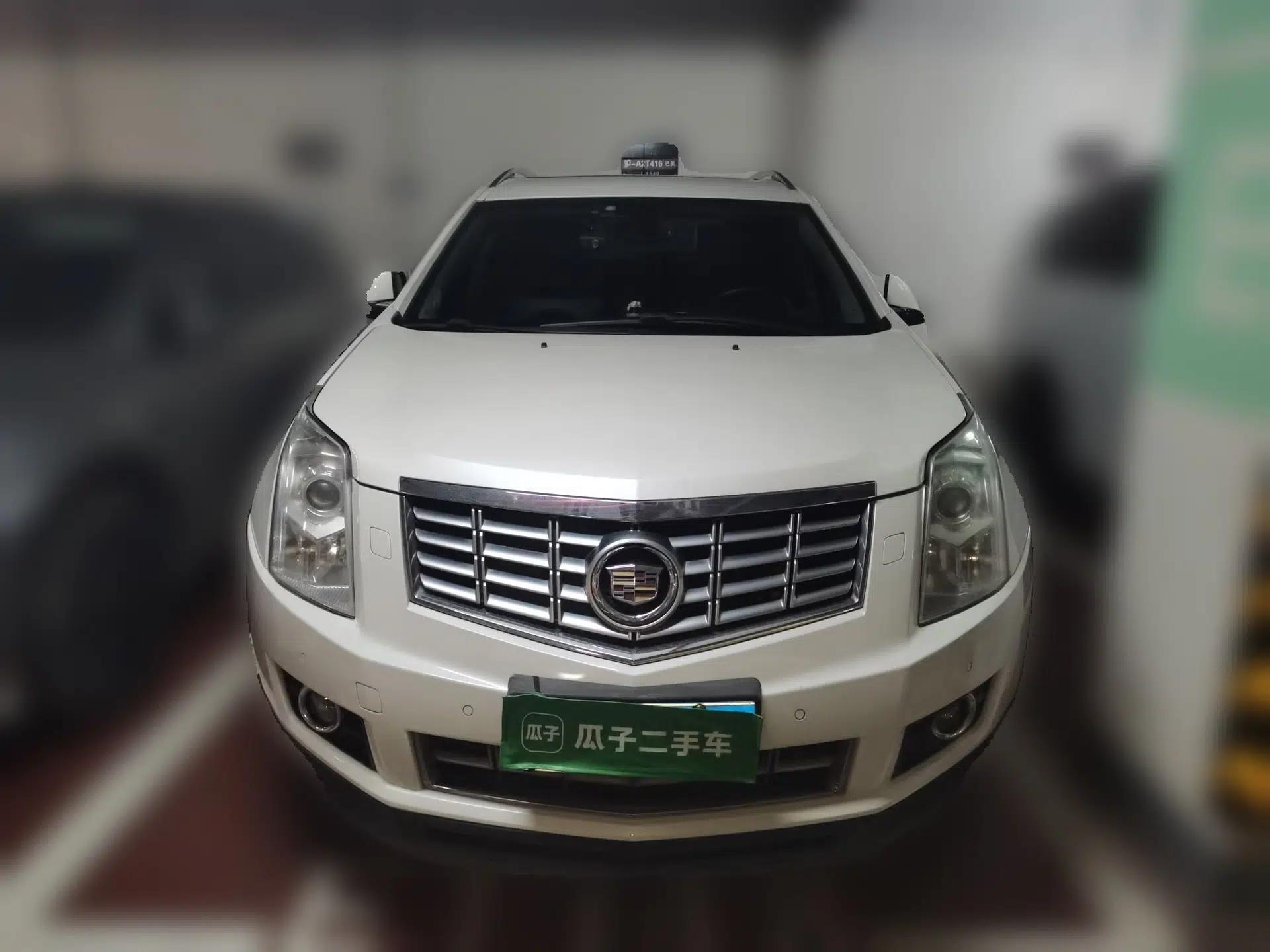 Cadillac SRX 2015 3.0L Elite Model — миниатюра 2