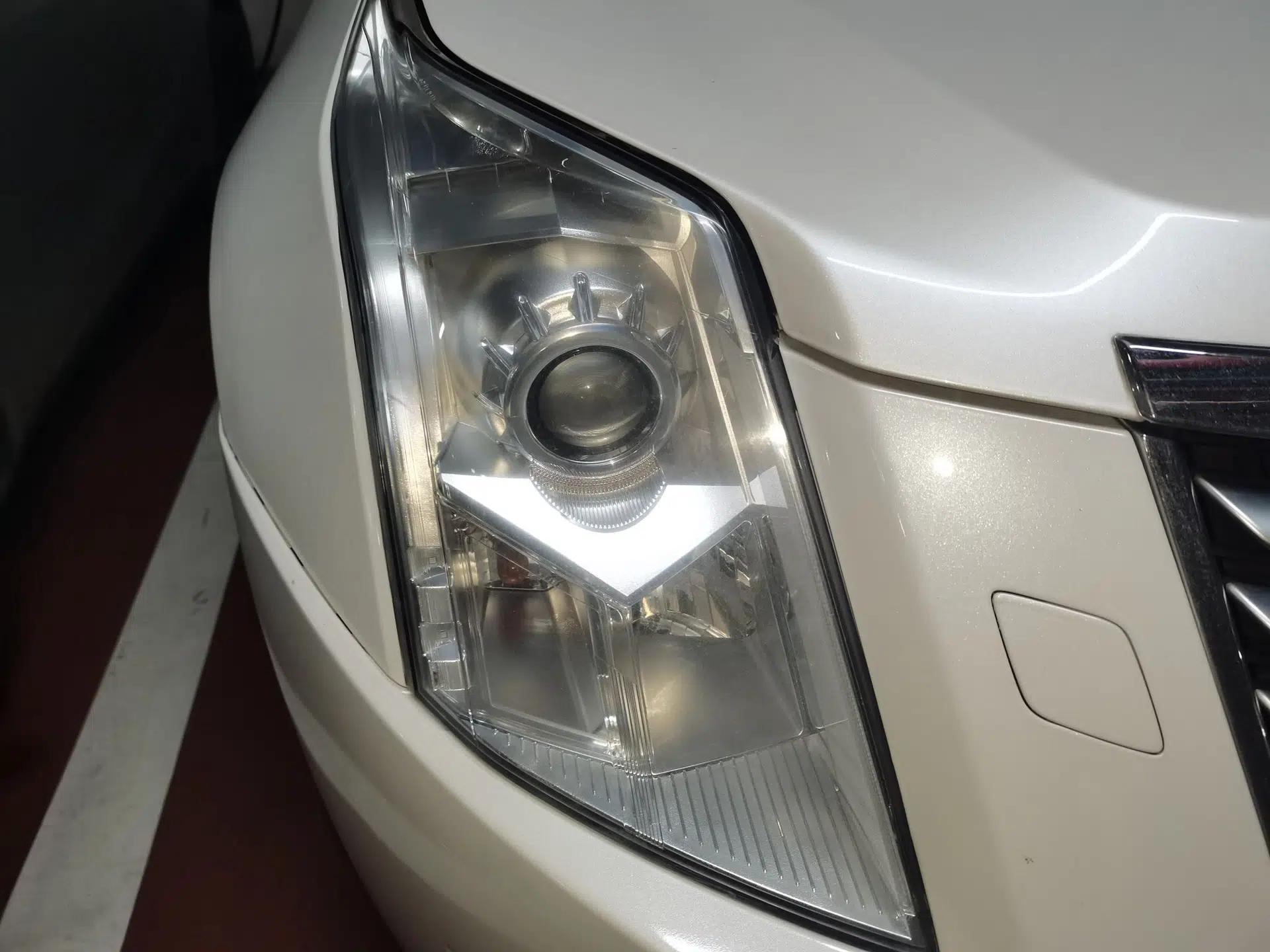 Cadillac SRX 2015 3.0L Elite Model — миниатюра 7