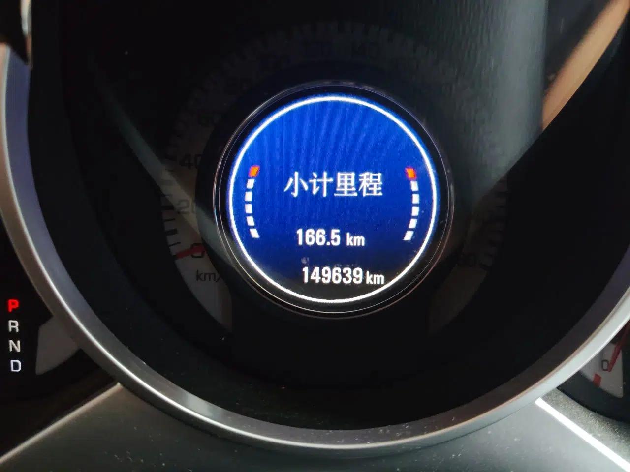 Cadillac SRX 2012 3.0L Comfort Model — миниатюра 12