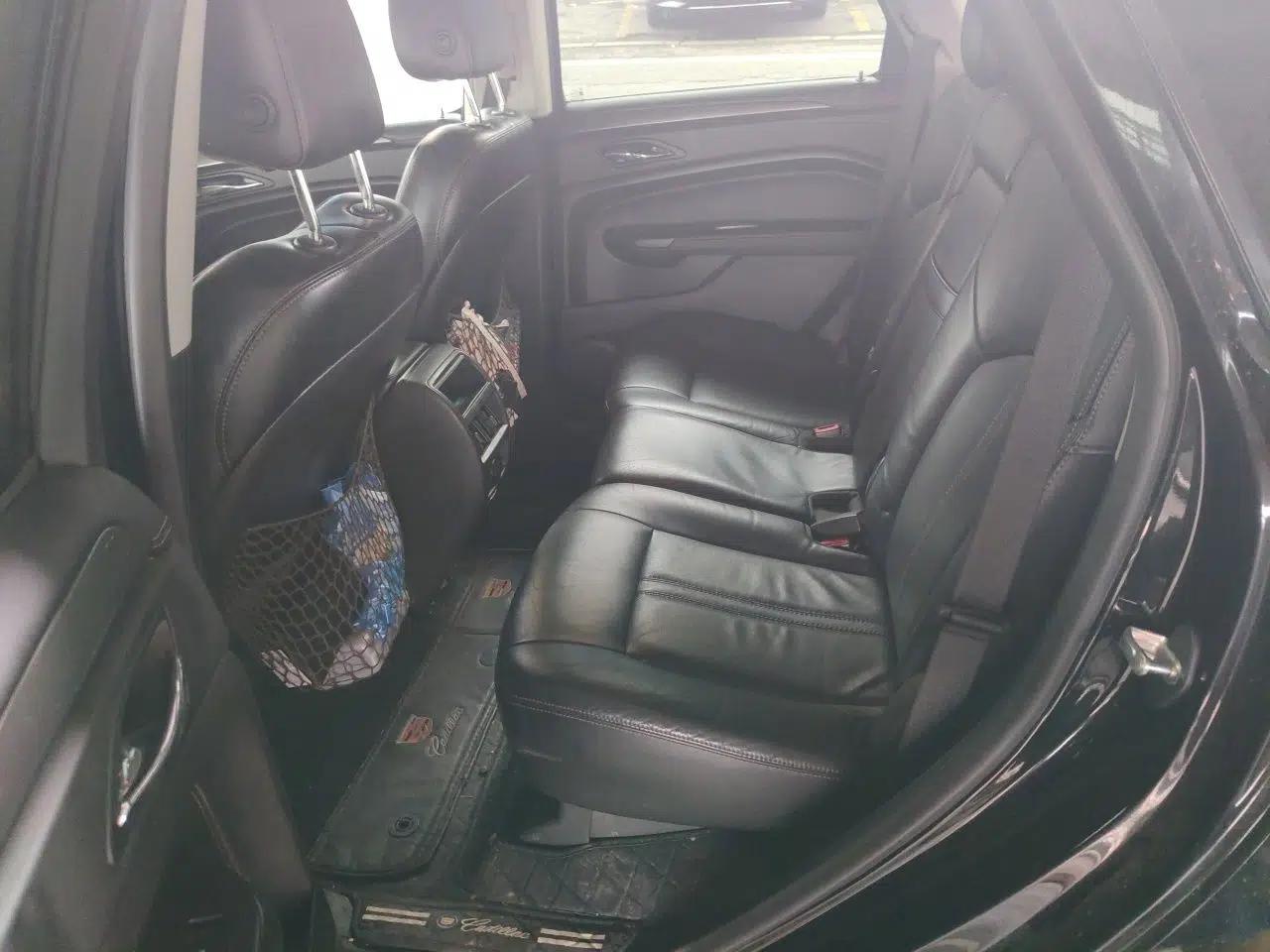 Cadillac SRX 2012 3.0L Comfort Model — миниатюра 17