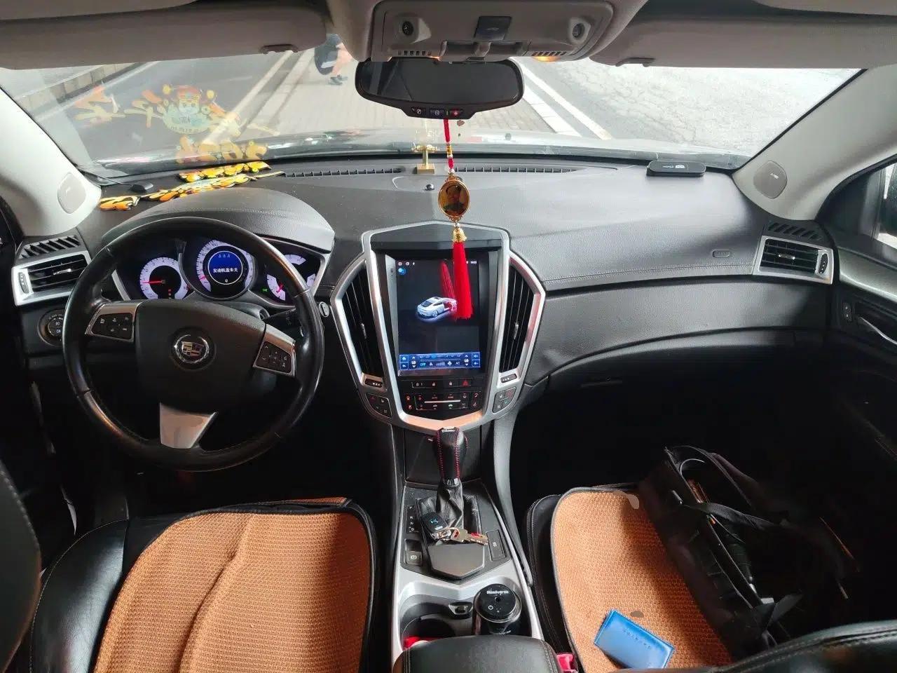 Cadillac SRX 2012 3.0L Comfort Model — миниатюра 9