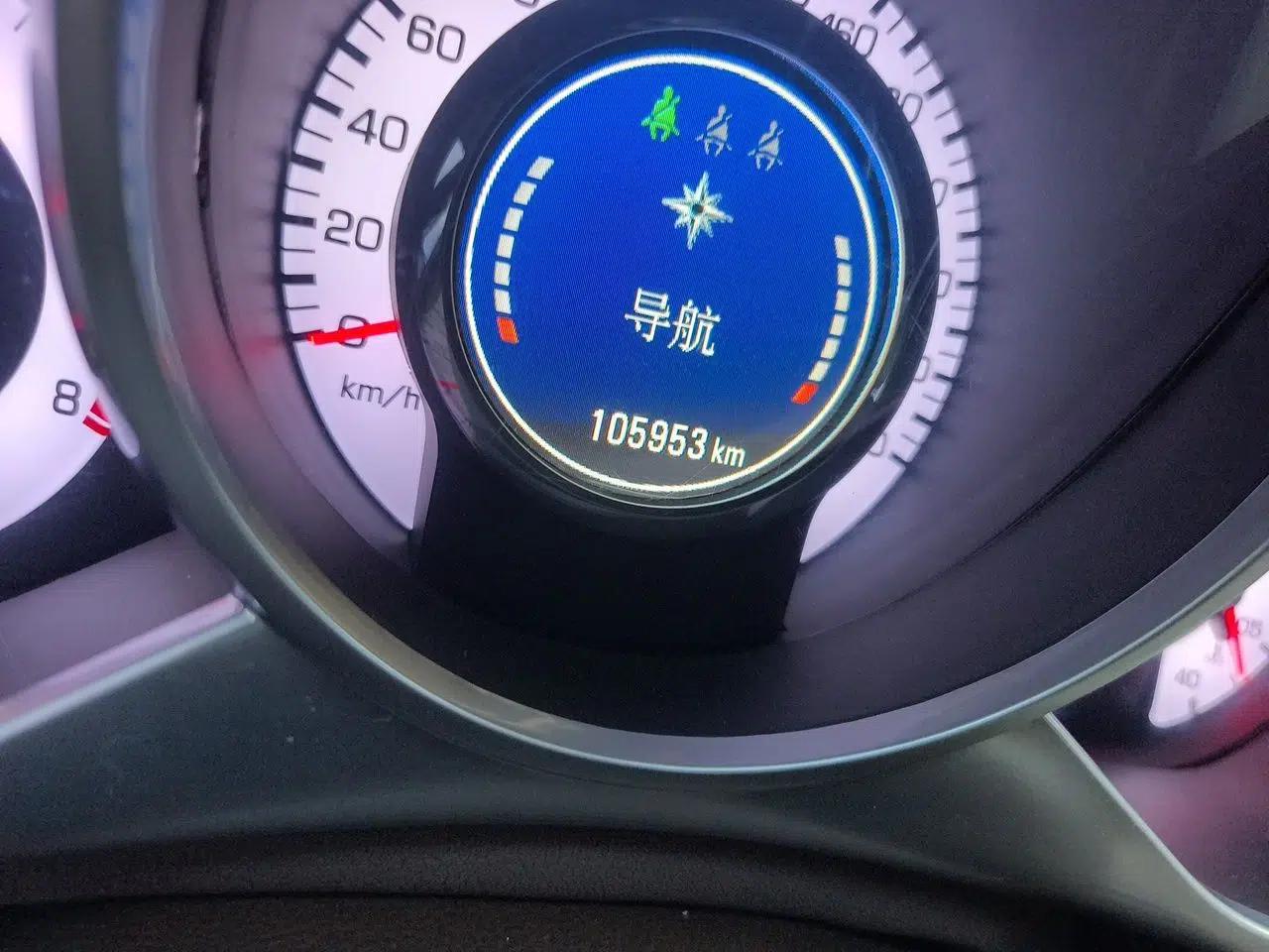 Cadillac SRX 2012 3.0L Leading Model — миниатюра 12