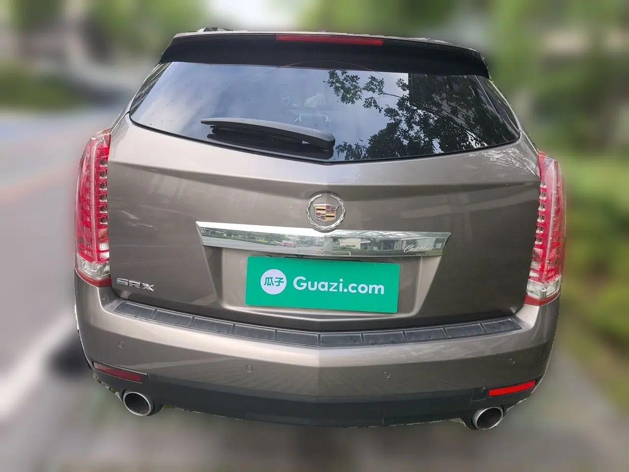 Cadillac SRX 2012 3.0L Leading Model — миниатюра 5
