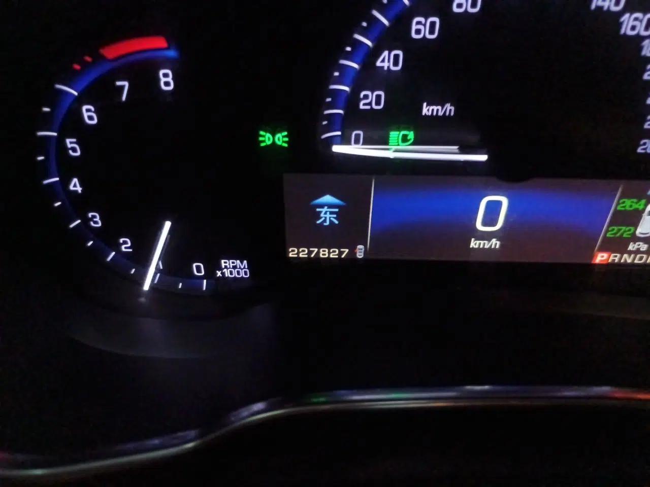 Cadillac SRX 2014 3.0L Flagship Model — миниатюра 12