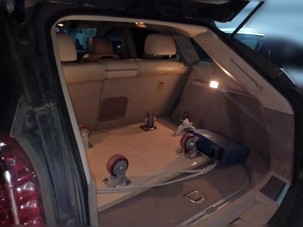 Cadillac SRX 2014 3.0L Flagship Model — миниатюра 19