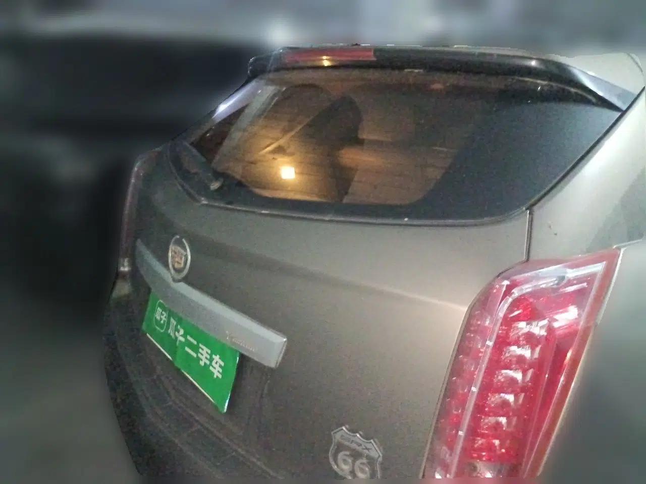 Cadillac SRX 2014 3.0L Flagship Model — миниатюра 5