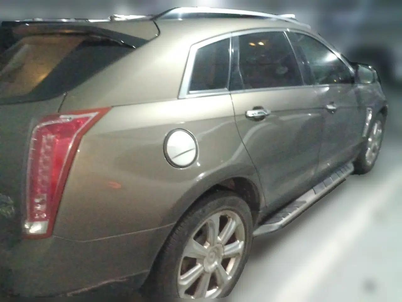 Cadillac SRX 2014 3.0L Flagship Model — миниатюра 6