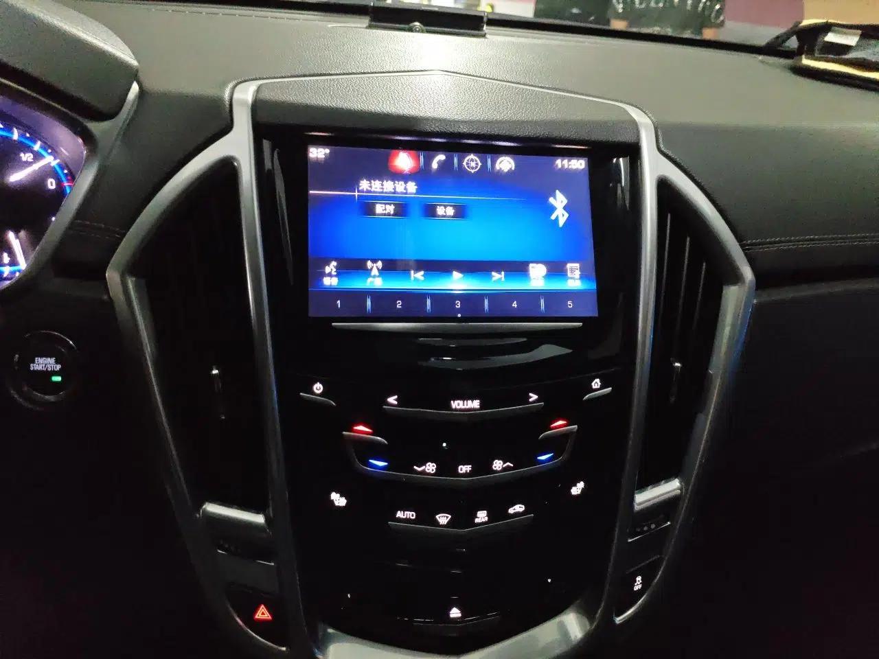Cadillac SRX 2013 3.0L Elite Model — миниатюра 13