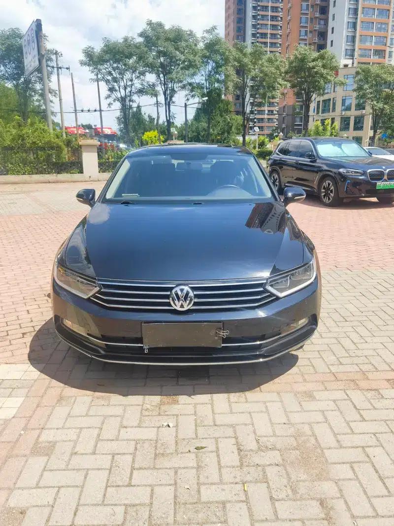 2018 Volkswagen Passat 330TSI DSG Leading Edition — миниатюра 2