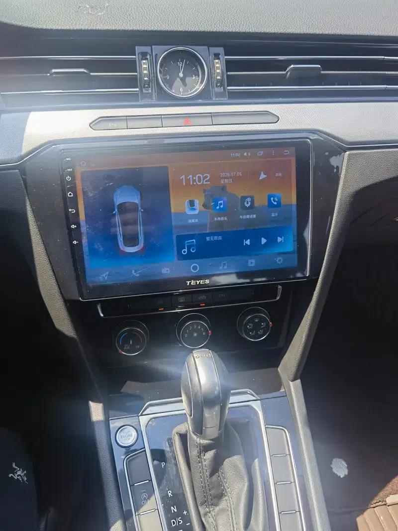 2018 Volkswagen Passat 330TSI DSG Leading Edition — миниатюра 9