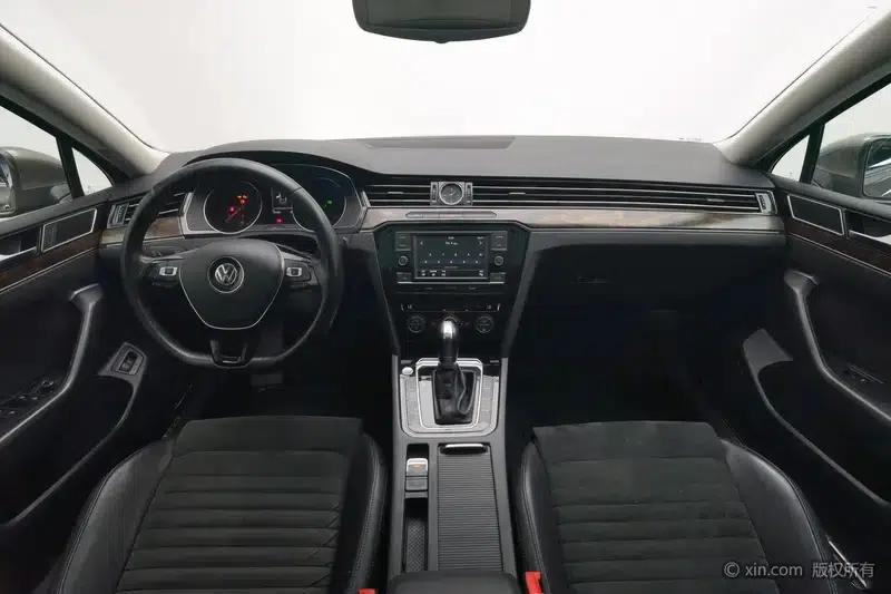 2018 Volkswagen Magotan 330TSI DSG Luxury — миниатюра 13
