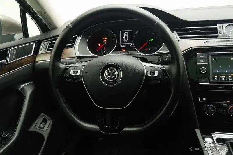 2018 Volkswagen Magotan 330TSI DSG Luxury — миниатюра 14