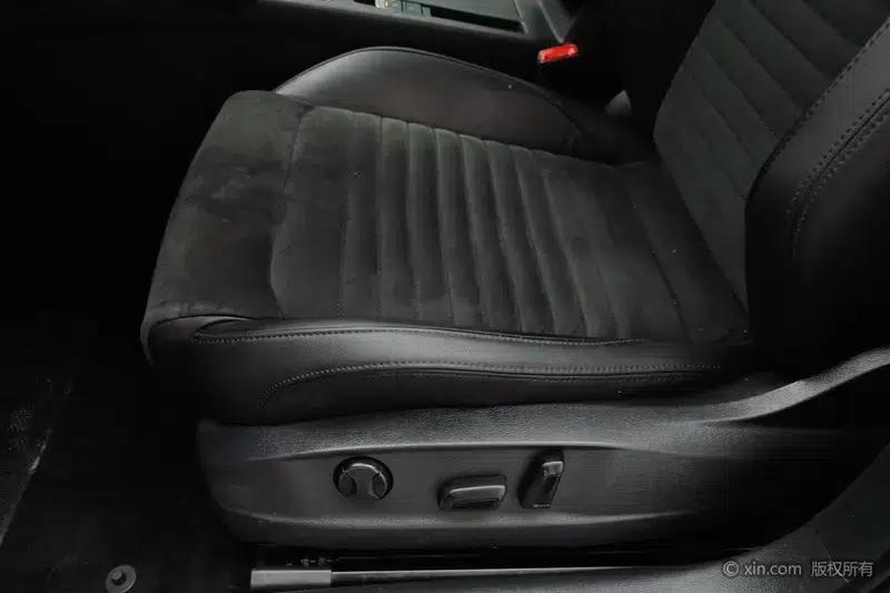 2018 Volkswagen Magotan 330TSI DSG Luxury — миниатюра 18