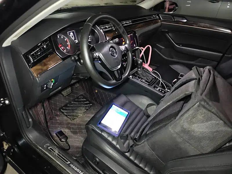 2019 Volkswagen Magotan 330TSI DSG Luxury Edition (China VI Emission Standard) — миниатюра 13