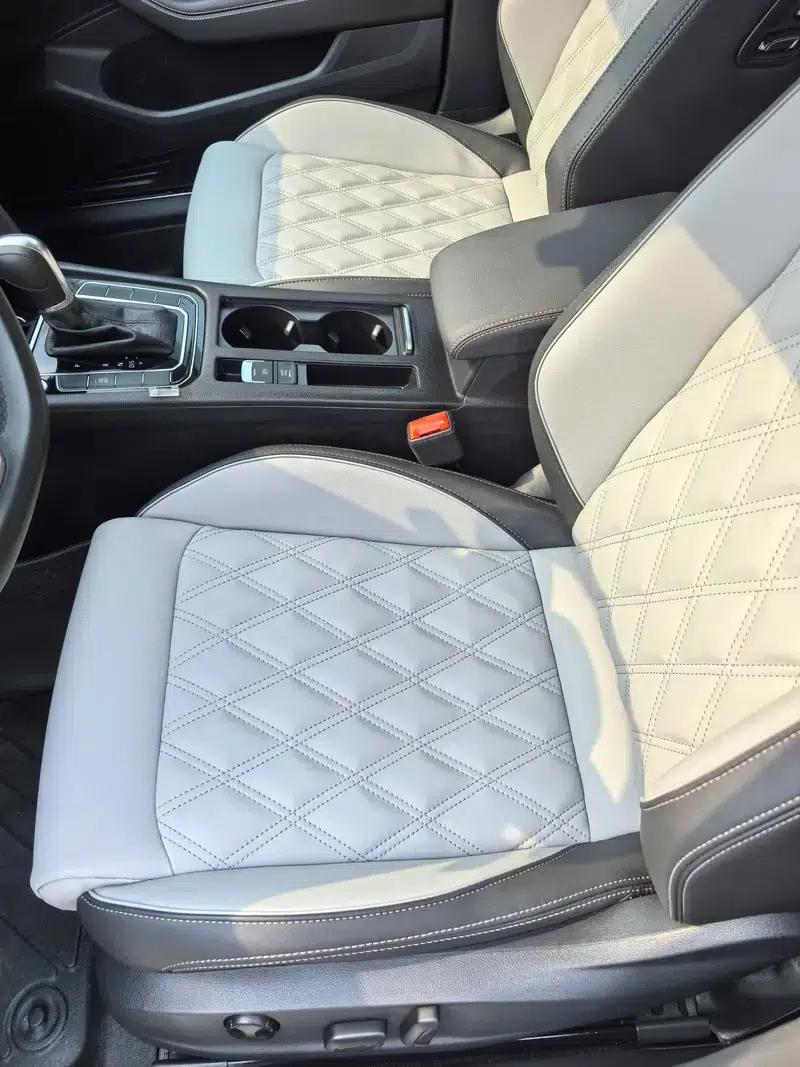 Volkswagen Magotan 2023 2 Millionth Unit Commemorative Edition 330TSI DSG Luxury — миниатюра 6