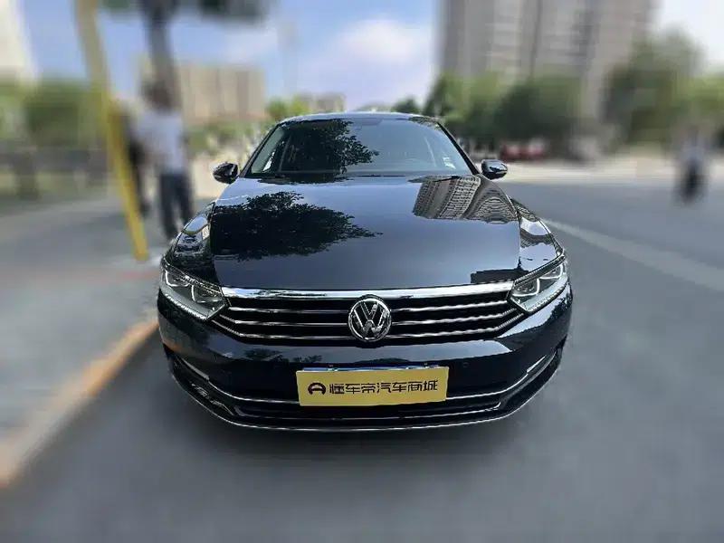 2019 Volkswagen Magotan 330TSI DSG Leading Edition (China VI Emission Standard) — миниатюра 2