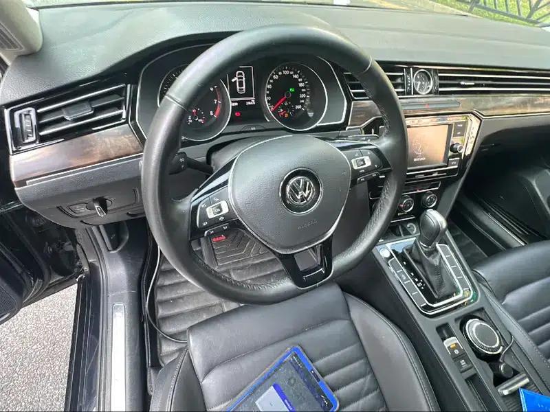 2019 Volkswagen Magotan 330TSI DSG Leading Edition (China VI Emission Standard) — миниатюра 11