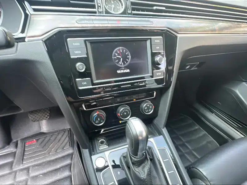 2019 Volkswagen Magotan 330TSI DSG Leading Edition (China VI Emission Standard) — миниатюра 12