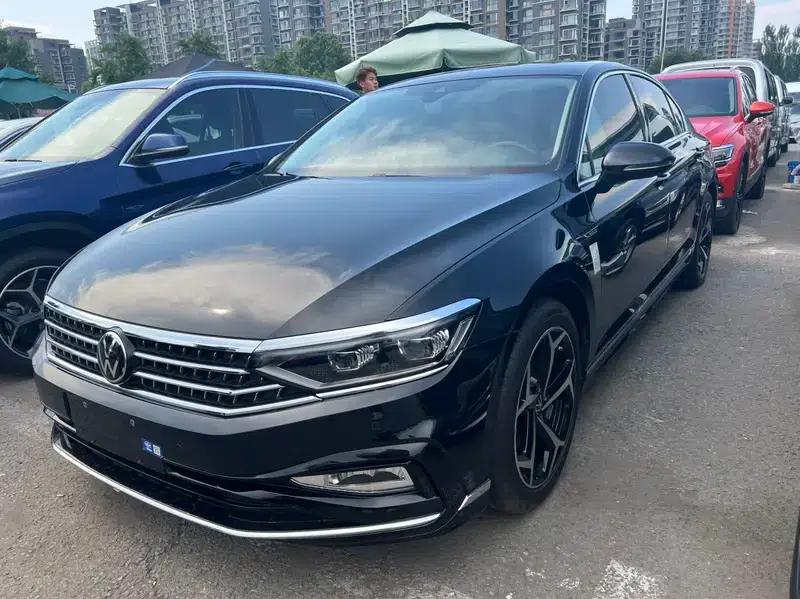 Volkswagen Magotan 2023 2 Millionth Unit Commemorative Edition 380TSI DSG Flagship Model — миниатюра 1