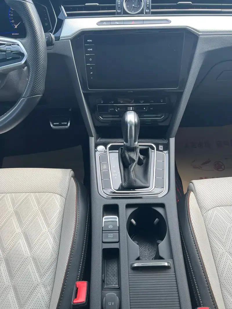 Volkswagen Magotan 2023 2 Millionth Unit Commemorative Edition 380TSI DSG Flagship Model — миниатюра 12