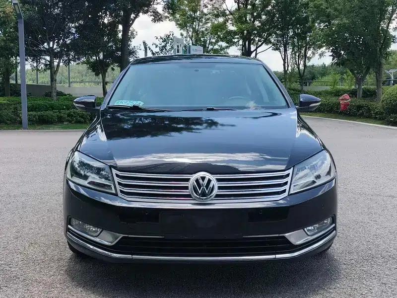 2015 Volkswagen Passat 1.8TSI Leading Edition — миниатюра 2