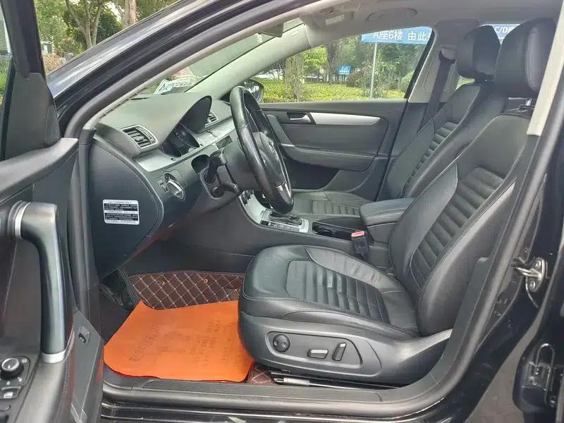 2015 Volkswagen Passat 1.8TSI Leading Edition — миниатюра 16