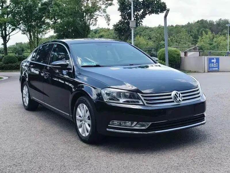 2015 Volkswagen Passat 1.8TSI Leading Edition — миниатюра 3