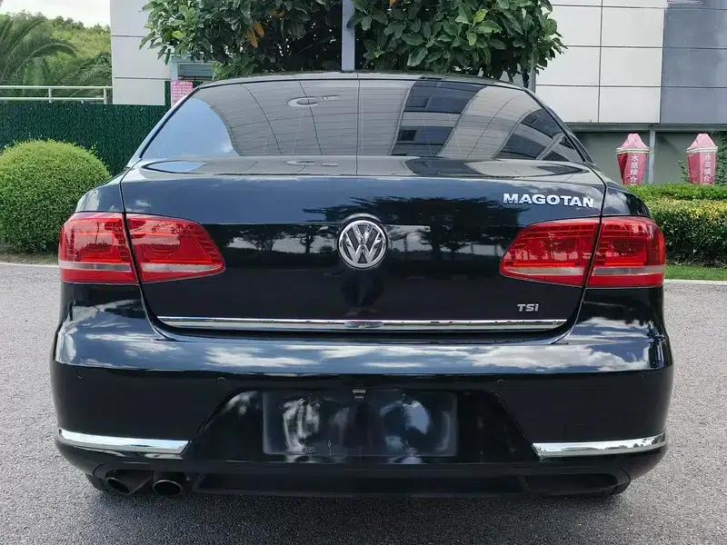 2015 Volkswagen Passat 1.8TSI Leading Edition — миниатюра 5