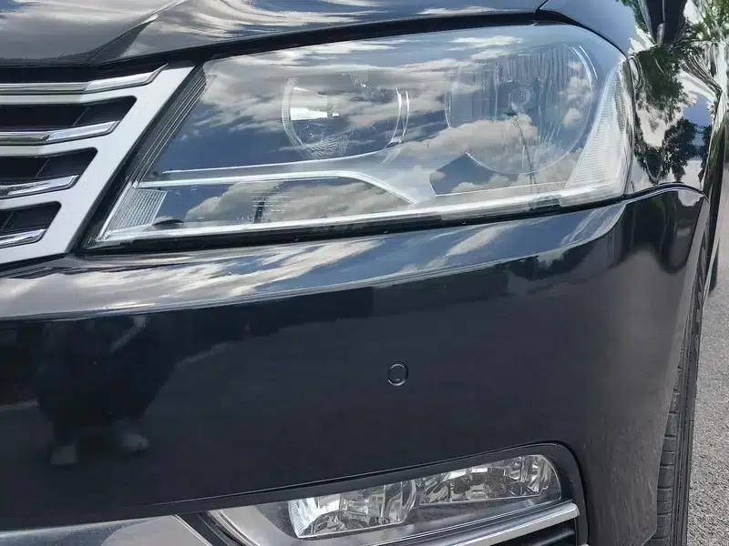2015 Volkswagen Passat 1.8TSI Leading Edition — миниатюра 8