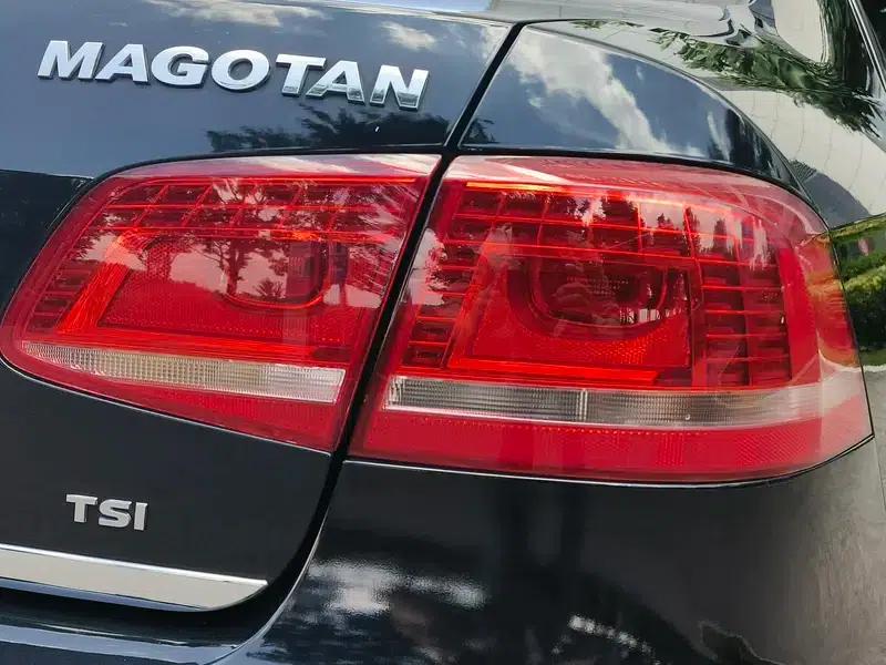 2015 Volkswagen Passat 1.8TSI Leading Edition — миниатюра 9