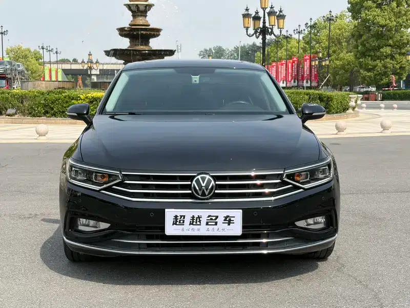 Volkswagen Passat 2021 330TSI DSG 30th Anniversary Edition — миниатюра 2