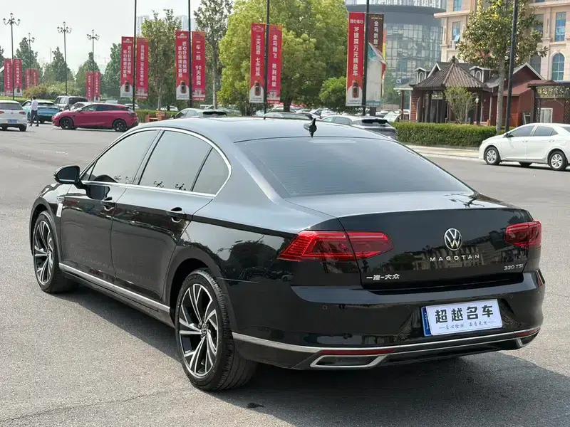Volkswagen Passat 2021 330TSI DSG 30th Anniversary Edition — миниатюра 5
