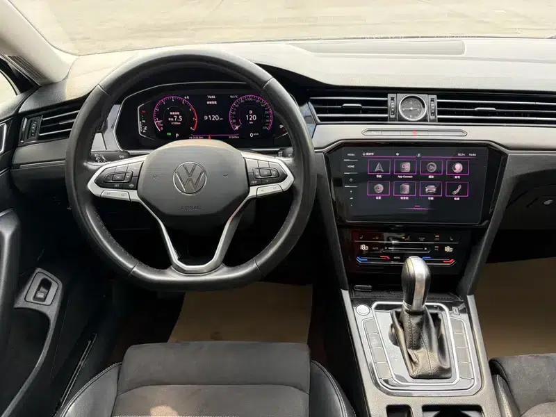 Volkswagen Passat 2021 330TSI DSG 30th Anniversary Edition — миниатюра 10