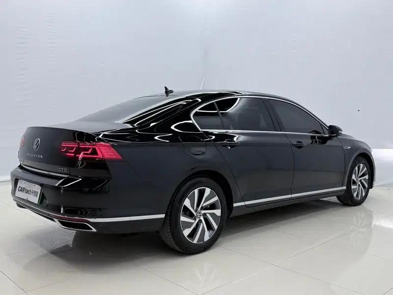 2022 Volkswagen Magotan PHEV Luxury Edition — миниатюра 6