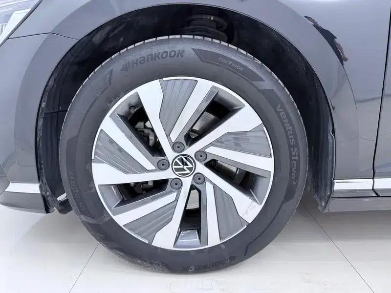 2022 Volkswagen Magotan PHEV Luxury Edition — миниатюра 9