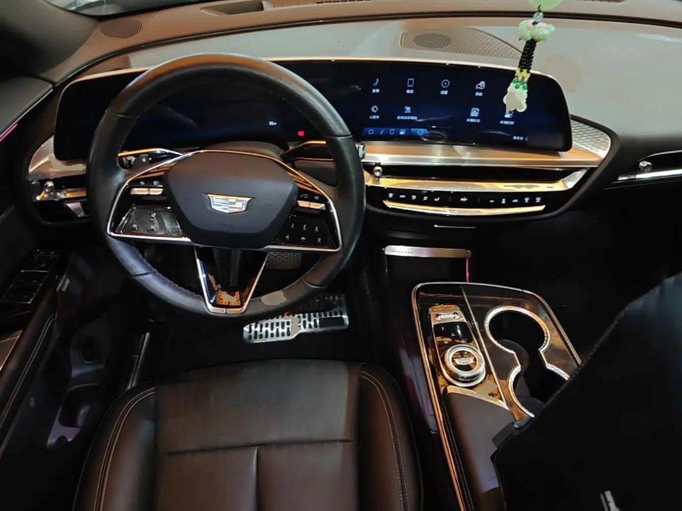 Cadillac LYRIQ 2022 Rear-Drive Long-Range Luxury Edition — миниатюра 12