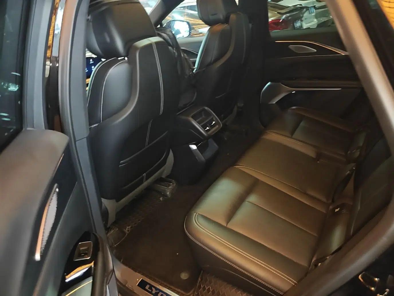 Cadillac LYRIQ 2022 Rear-Drive Long-Range Luxury Edition — миниатюра 20