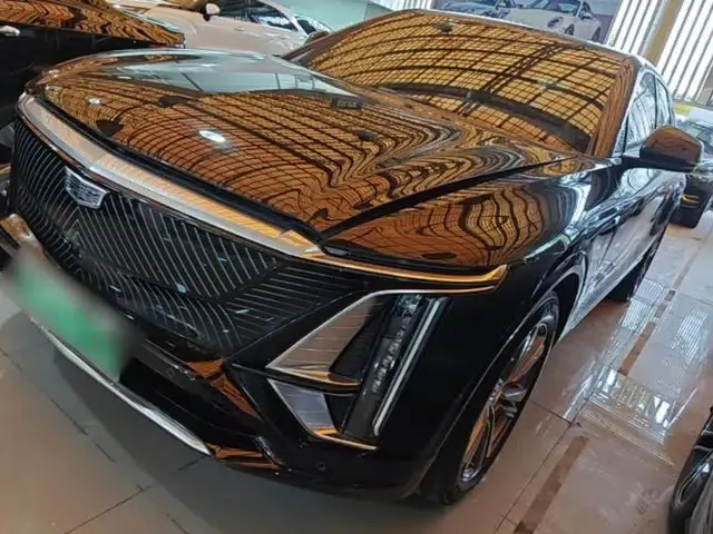 Cadillac LYRIQ 2022 Rear-Drive Long-Range Luxury Edition
