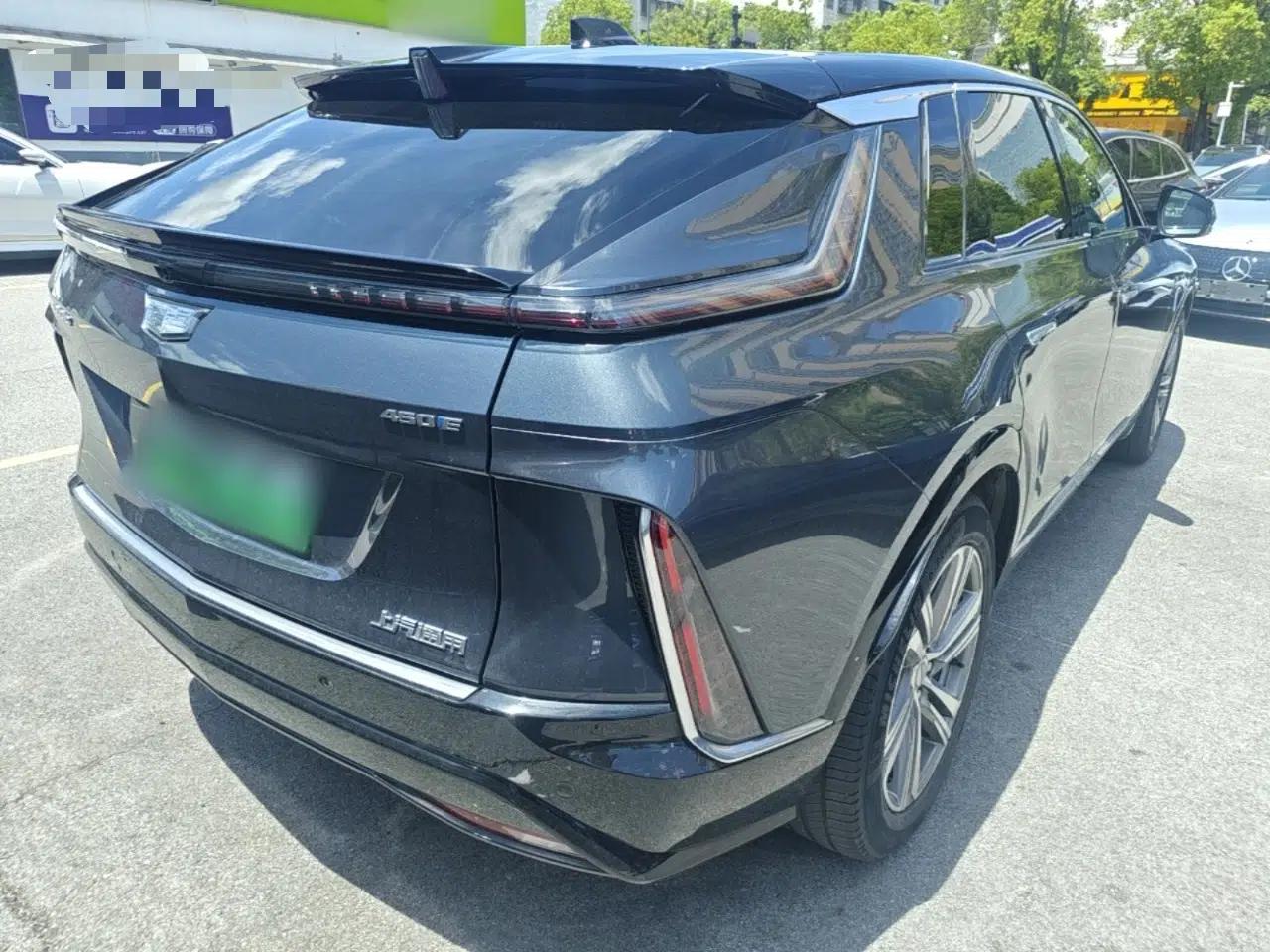Cadillac LYRIQ 2022 Rear-Drive Long-Range Luxury Edition — миниатюра 6