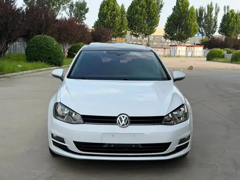 2016 Golf 230TSI Automatic Luxury — миниатюра 2