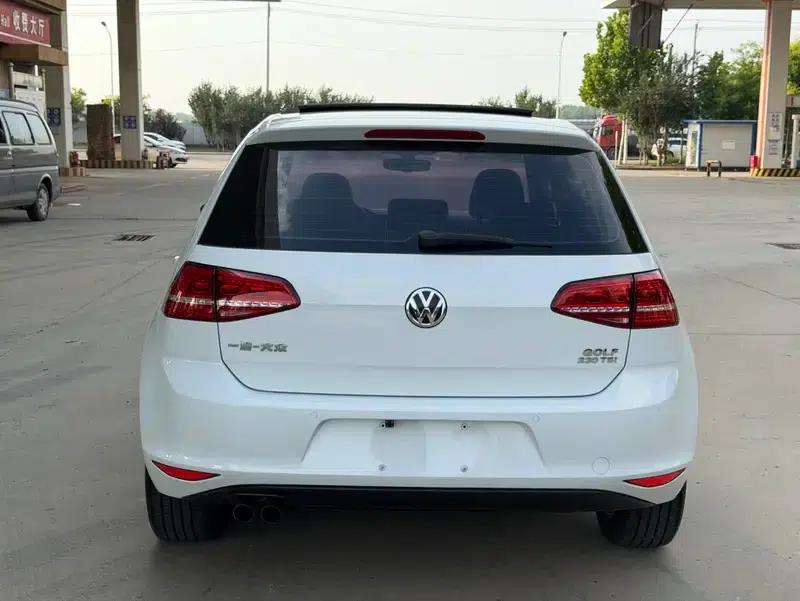 2016 Golf 230TSI Automatic Luxury — миниатюра 5